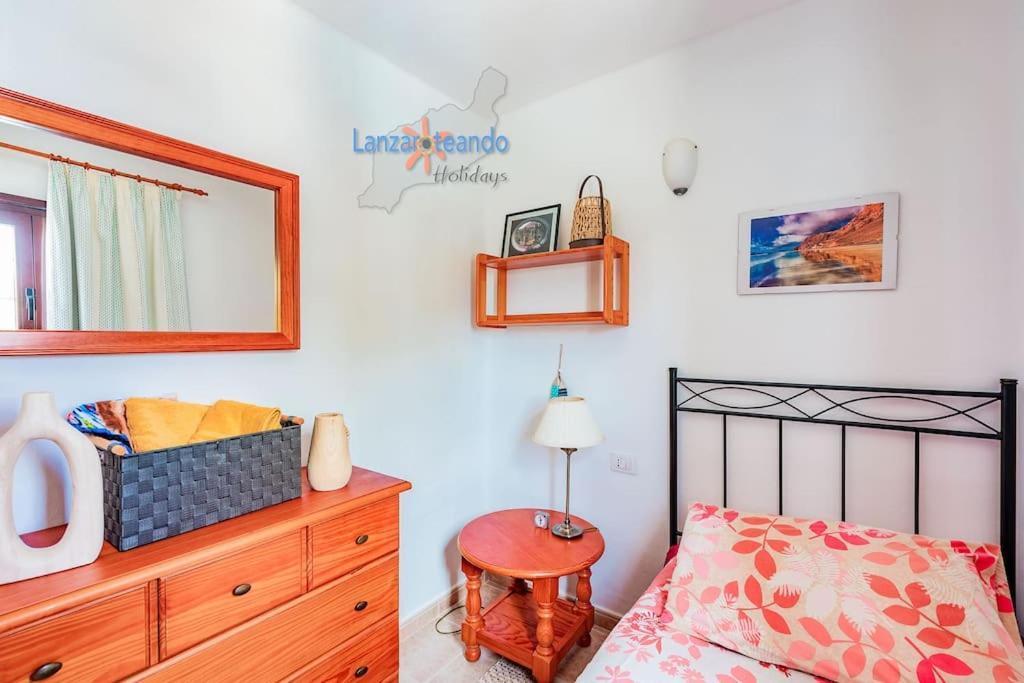 Casita El Faro En Playa Bastian Aircon In The Bedrooms Vv Costa Teguise Exterior foto